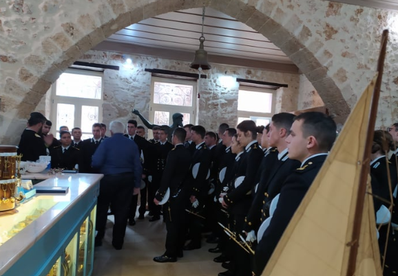 You are currently viewing Επίσκεψη Σπουδαστών της Σχολής Ναυτικών Δοκίμων